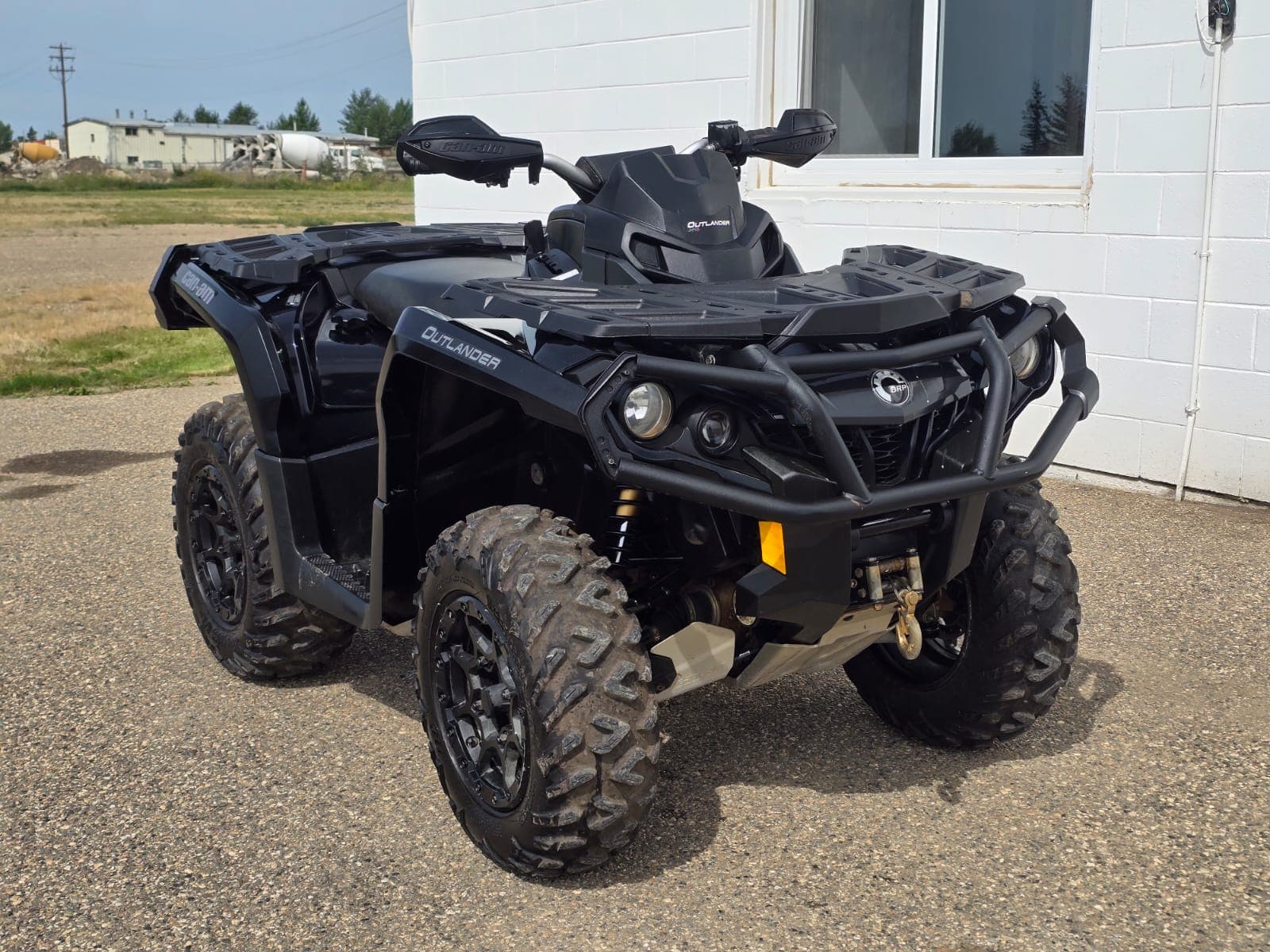 2018 CAN-AM OUTLANDER 850 XTP - Image 3