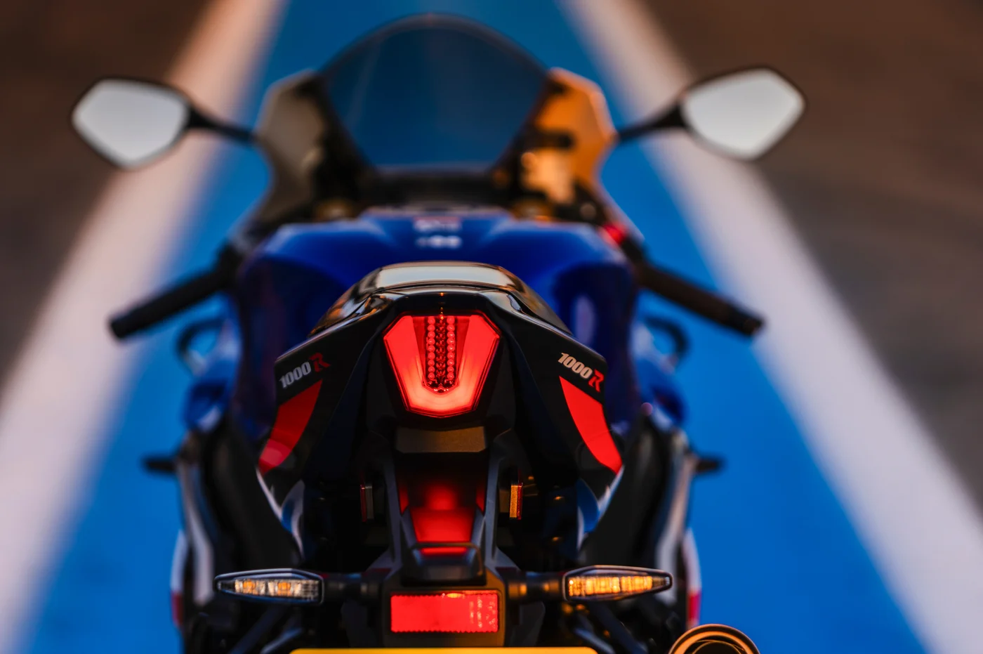 2027 Suzuki GSX-R1000RS — manufacturer image 1